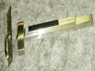 LA663883